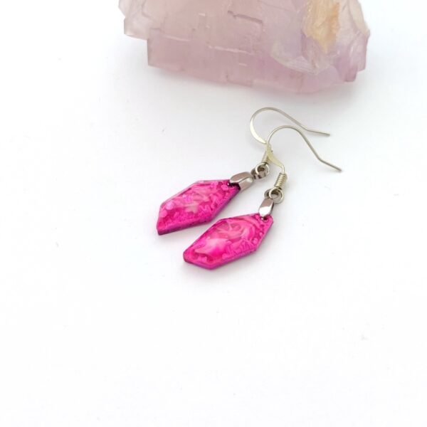 Pink marble, nugget-shaped resin earrings