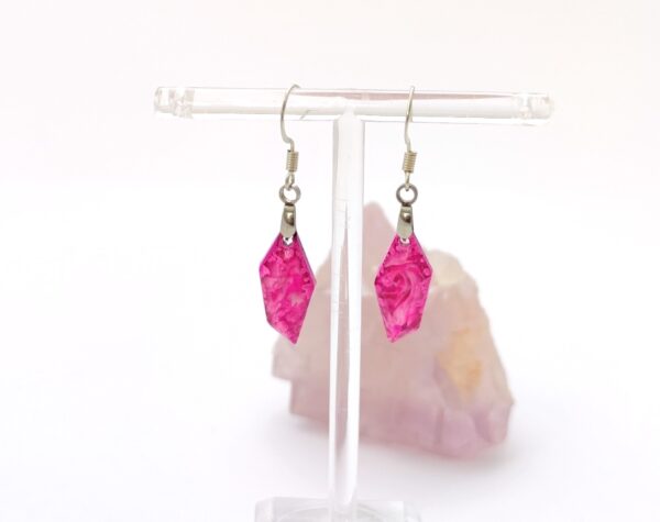 Pink marble, nugget-shaped resin earrings