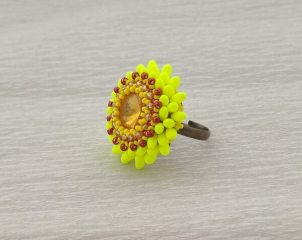 Sunflower beaded ring