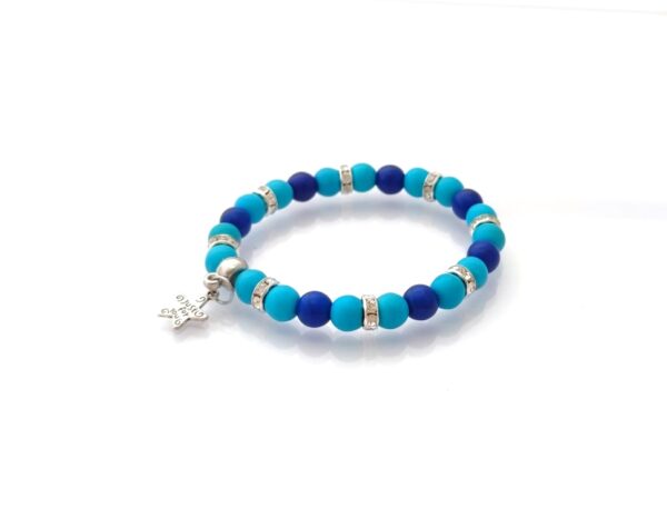 Gemstone bracelet with light and dark blue dyed turquoise beads