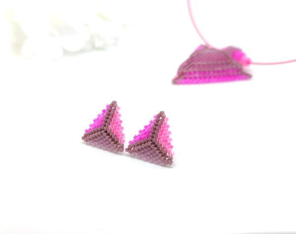 Triangle set in pink and purple color
