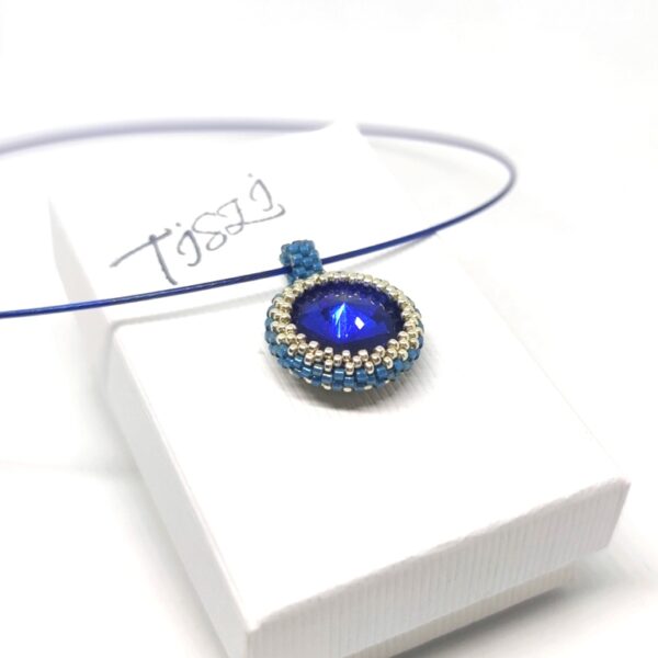 Star baubles beaded pendant in blue color