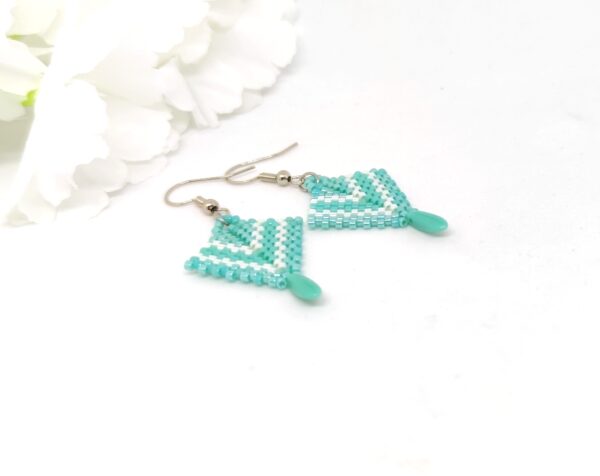 Arrow beaded earrings in turquoise and white colors