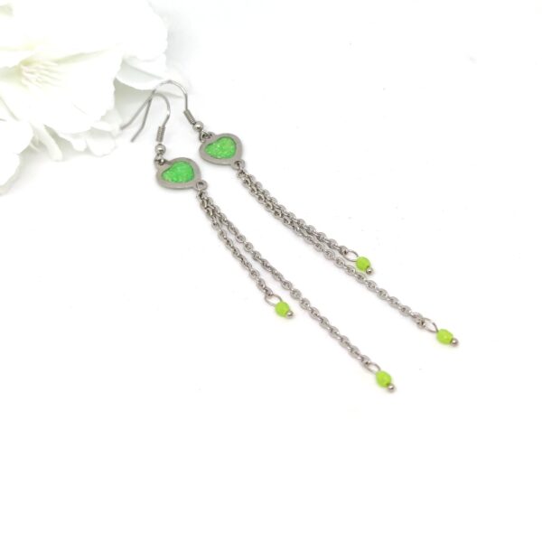 Heart earrings with long chain tassel, green glitter