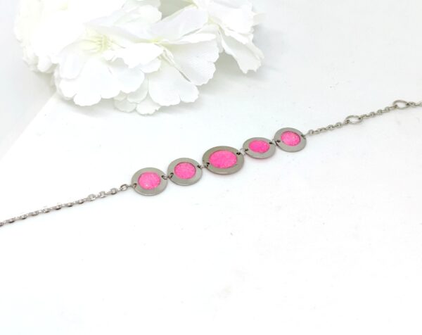 Bubbles with resin in glittery baby pink color, stainless steel bracelet