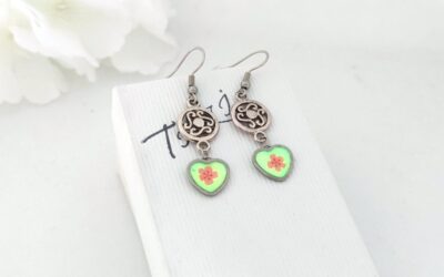 Heart with filigree charm, earrings with fluorescent resin heart