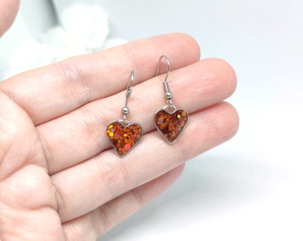 Heart earrings with brown, chunky glitter