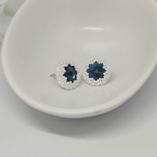 Big Sparkle Studs: Montana Blue & White